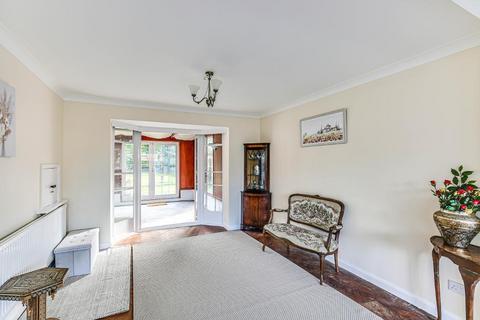 32 Shaw Crescent, South Croydon, CR2 9JA