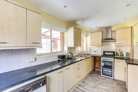 32 Shaw Crescent, South Croydon, CR2 9JA