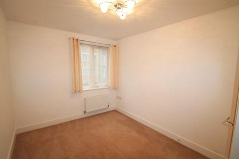 2 bedroom flat to rent, Black Eagle Drive, Gravesend DA11