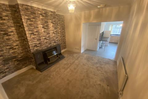 2 bedroom apartment to rent, 238 Pontefract Road, Lundwood