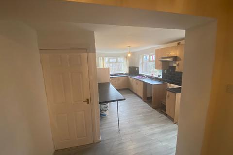 2 bedroom apartment to rent, 238 Pontefract Road, Lundwood