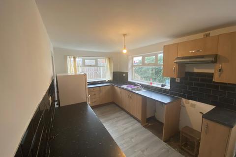 2 bedroom apartment to rent, 238 Pontefract Road, Lundwood