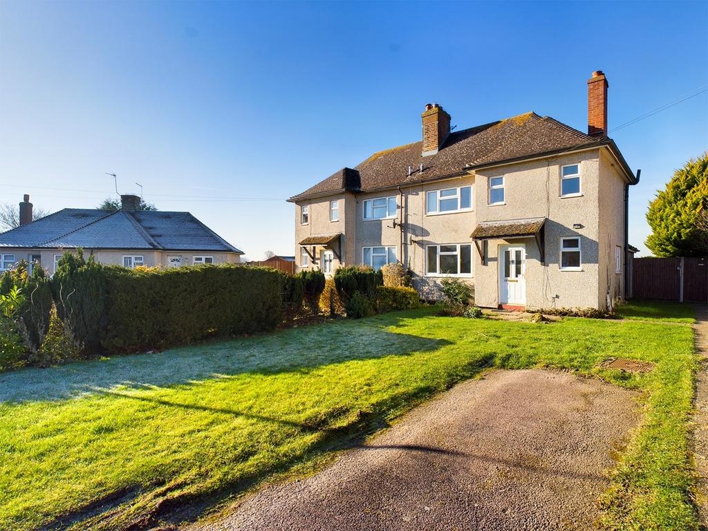 Meadow Way, Offley, Hitchin, SG5 2 bed semidetached house for sale £