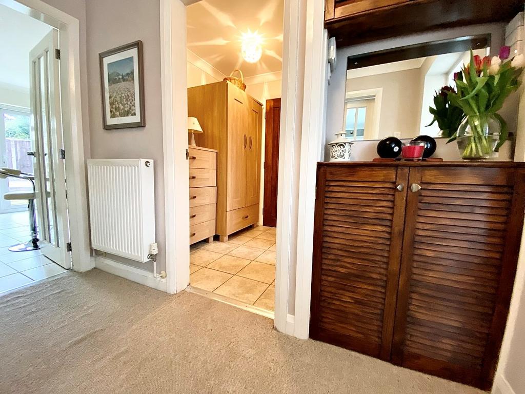 Timms Lane, Formby, Liverpool, L37 3 bed detached house £575,000
