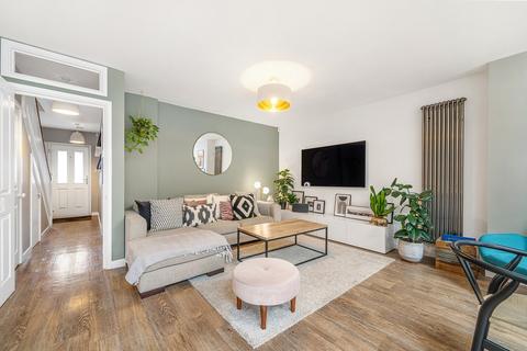 75 Chestnut Avenue, West Wickham, BR4 9EU