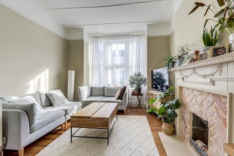 16a Theodore Road, London, SE13 6HT