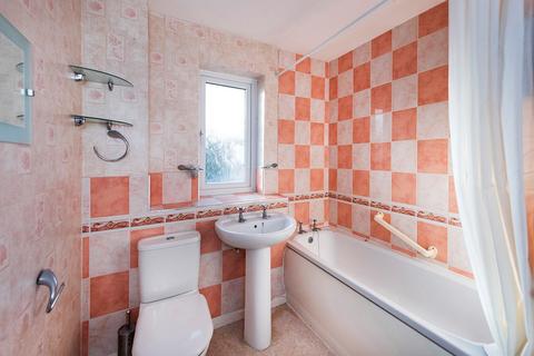 20 Drummond Close, Erith, DA8 3QS