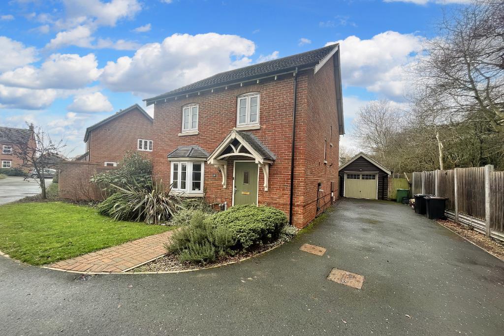 Adderley Avenue, Weddington, Nuneaton 4 bed detached house £349,995