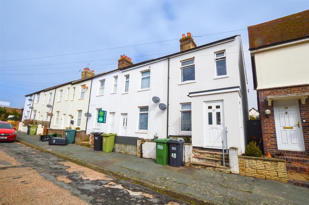Camperdown Street, BexhillOnSea 2 bed end of terrace house £950 pcm