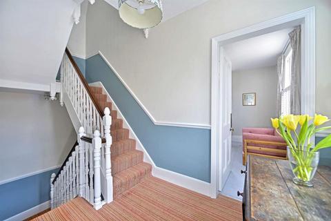 1 Artillery Terrace, Guildford, GU1 4NL
