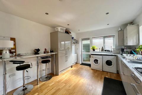 14 Gorse Close, Northampton, NN2 8ED