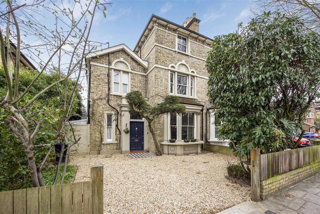 Park Road, Hampton Hill 5 bed semidetached house £5,500 pcm (£1,269 pw)