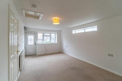 6a Club Row, Dudley, DY3 2BP