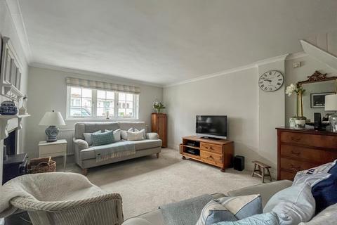 14 Windmill Street, Bushey Heath, Bushey, WD23 1NB