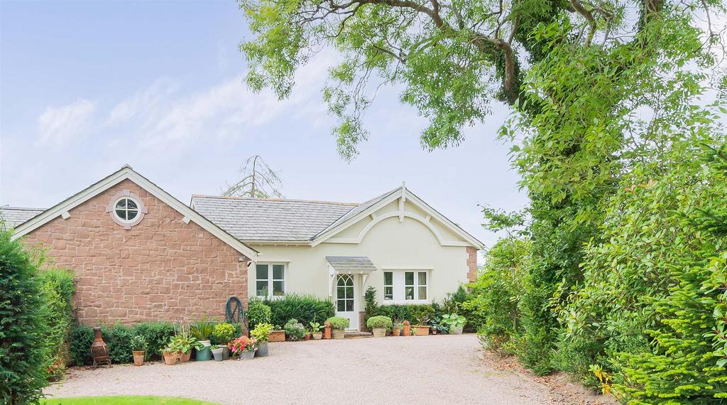 Pontesbury, Shrewsbury 2 bed detached bungalow £1,050 pcm (£242 pw)
