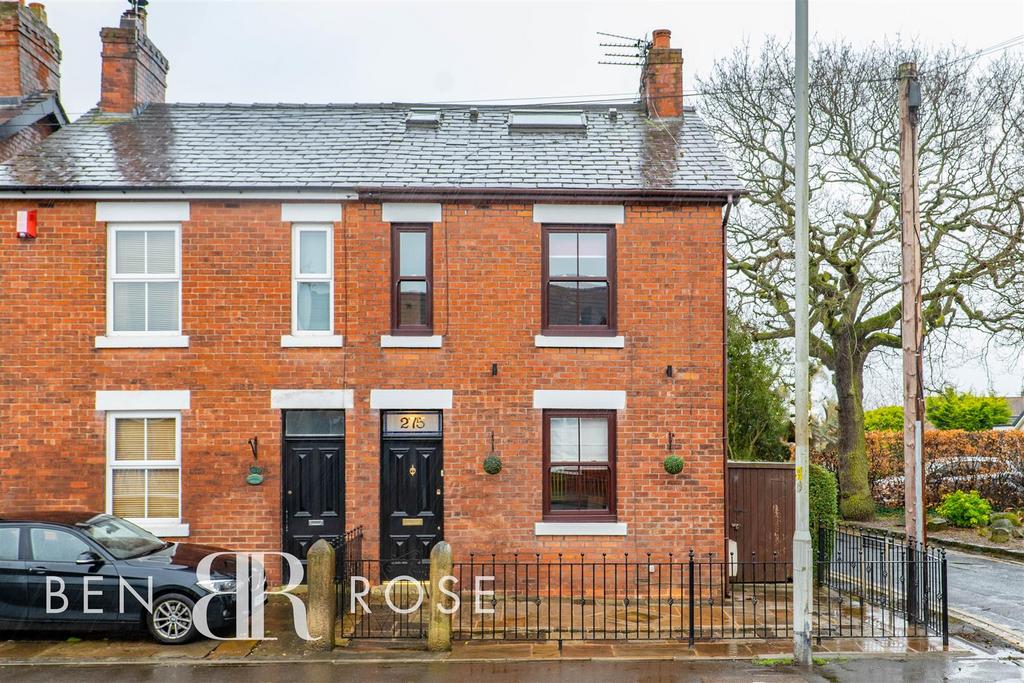 The Green, Eccleston, Chorley 4 bed semidetached house £284,995