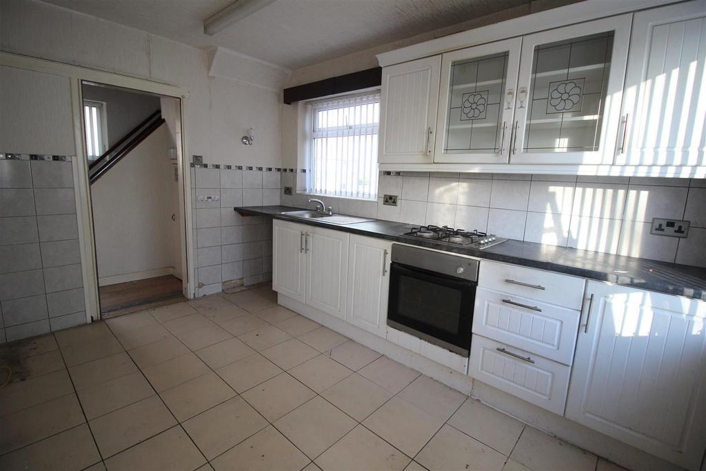 Road, Darlington 2 bed semidetached house £85,000