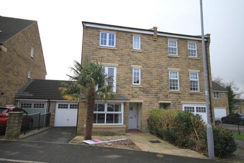6 Longlands, Idle, Bradford, BD10 9UG