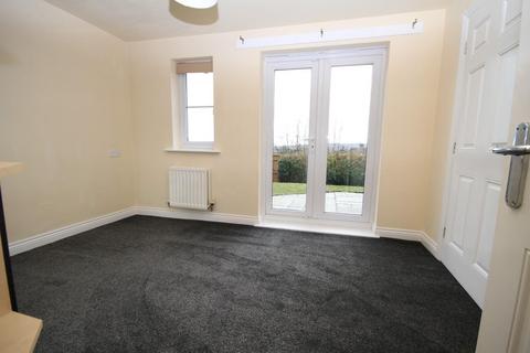 6 Longlands, Idle, Bradford, BD10 9UG