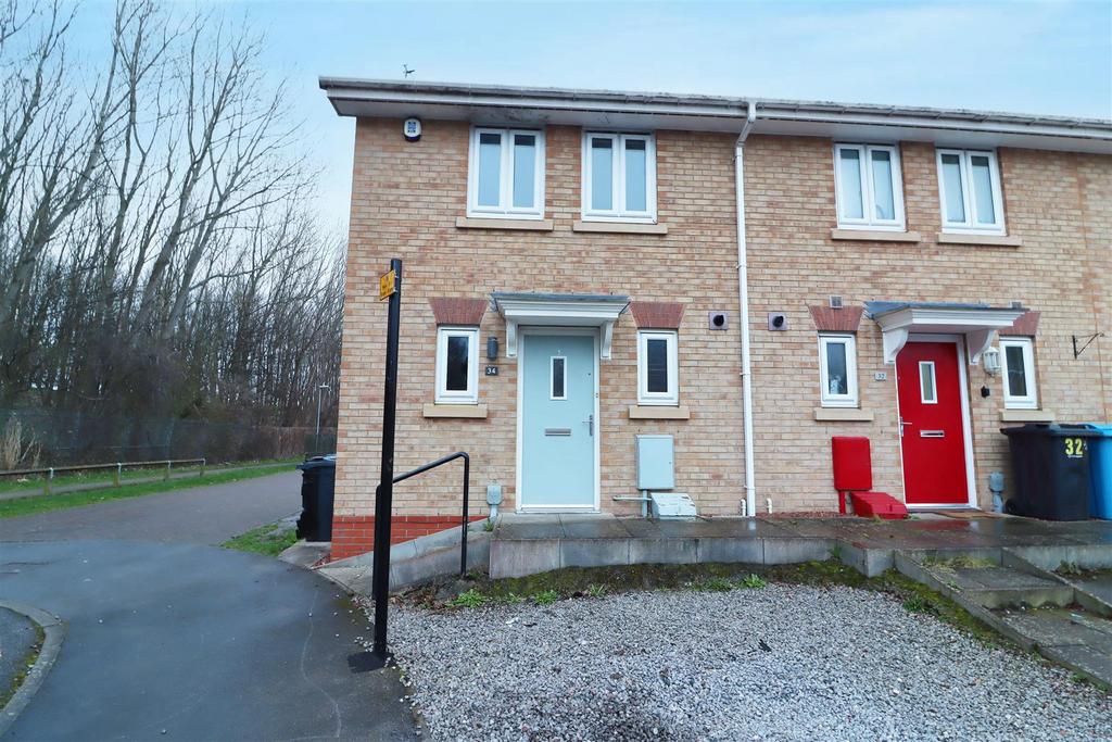 Thirlmere Way, Kingswood, Hull 3 bed end of terrace house £675 pcm (£