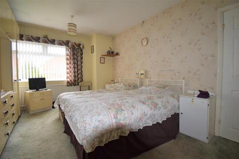 2 bedroom semi-detached bungalow for sale - Tattenhoe Lane, Bletchley, Milton Keynes