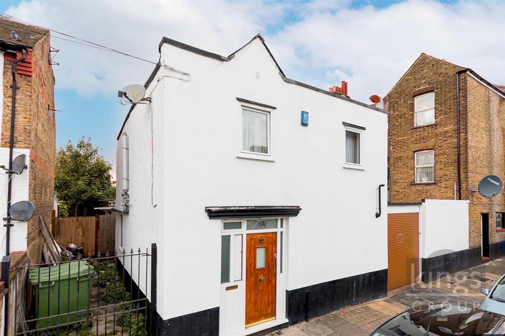 Gordon Road, Edmonton, N9 3 bed detached house for sale £425,000