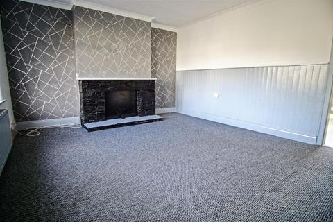 3 bedroom semi-detached house to rent - 3-Bedroom House To Let on Malvern Avenue, Preston