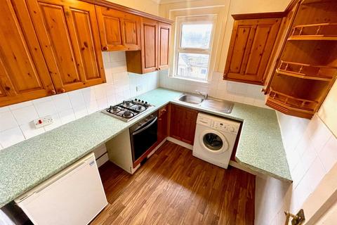 2 bedroom flat for sale - Buckland Road, Poole