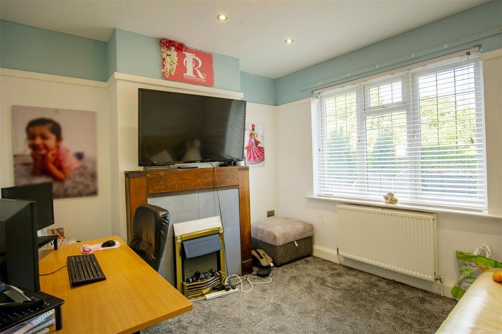 Sitting/Dining Room or Bedroom