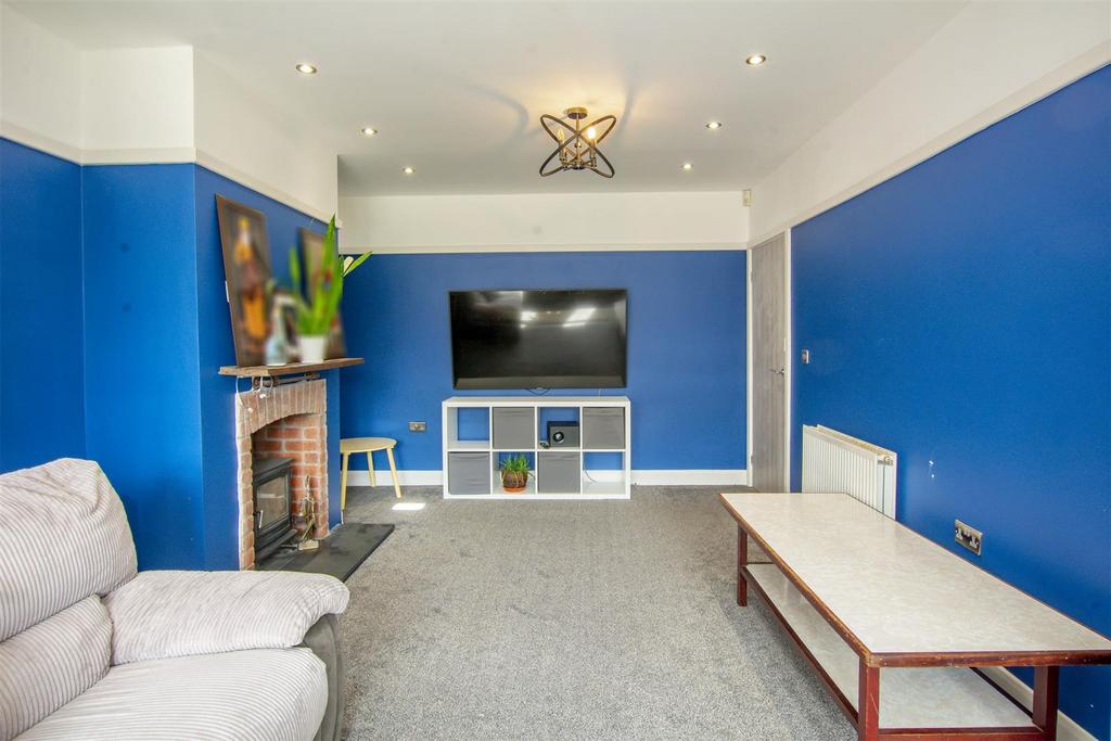 Lounge/Sitting Room