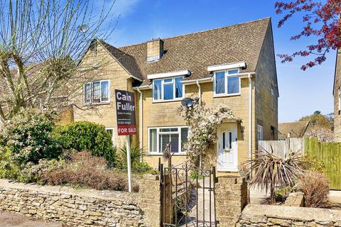 3 bedroom semi-detached house for sale - Cotswold Avenue, Cirencester