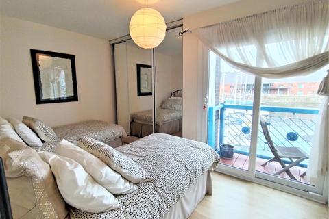 1 bedroom apartment for sale, Ferrara Square, Marina, Swansea