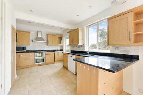 165 Seaforth Gardens, Epsom, KT19 0LW