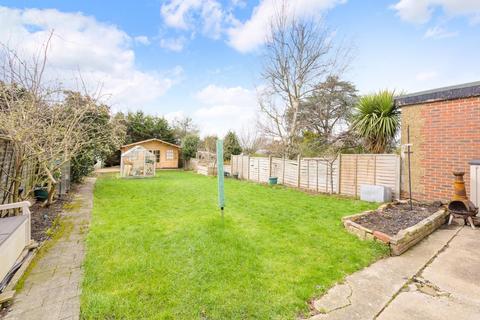 165 Seaforth Gardens, Epsom, KT19 0LW
