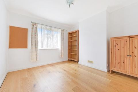 165 Seaforth Gardens, Epsom, KT19 0LW