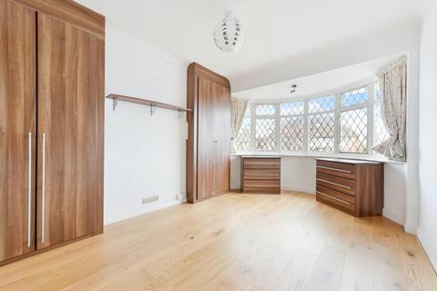 165 Seaforth Gardens, Epsom, KT19 0LW