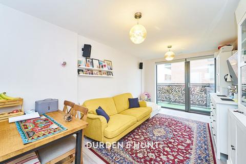 2 bedroom apartment for sale - Hammersley Road, London, E16