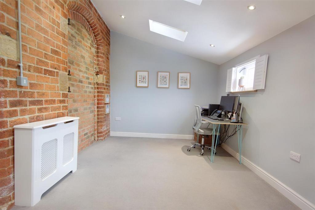 Study/ground floor bedroom/reception