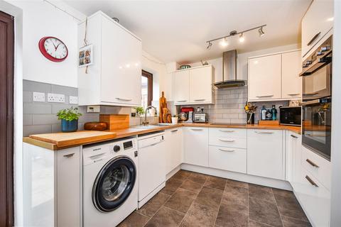 68 Watermills Close, Andover, SP10 2ND