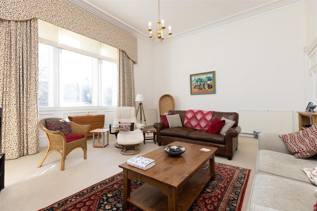 Tay Street, Perth 2 bed flat for sale £245,000