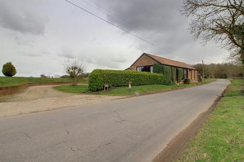 3 bedroom barn conversion to rent, Haveringland, Norwich