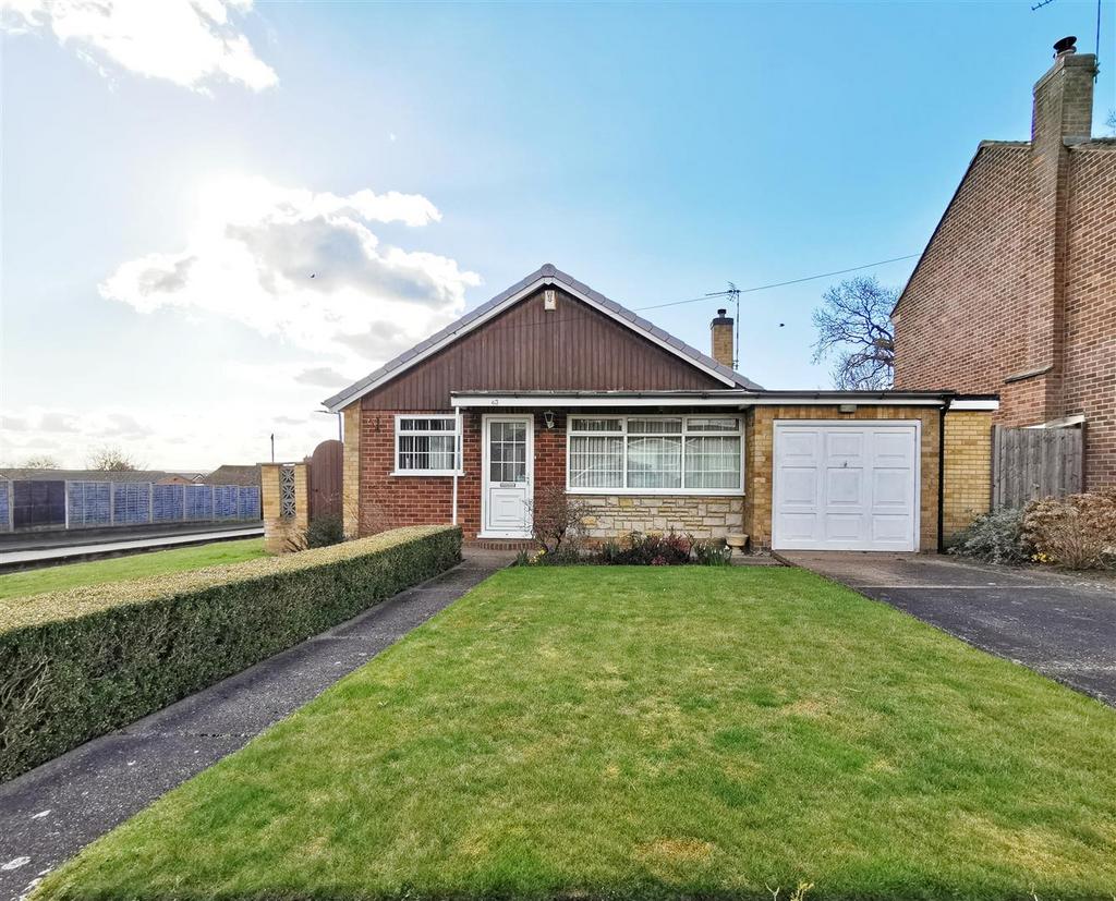 Belfield Road, Etwall, Derby 3 bed detached bungalow £280,000