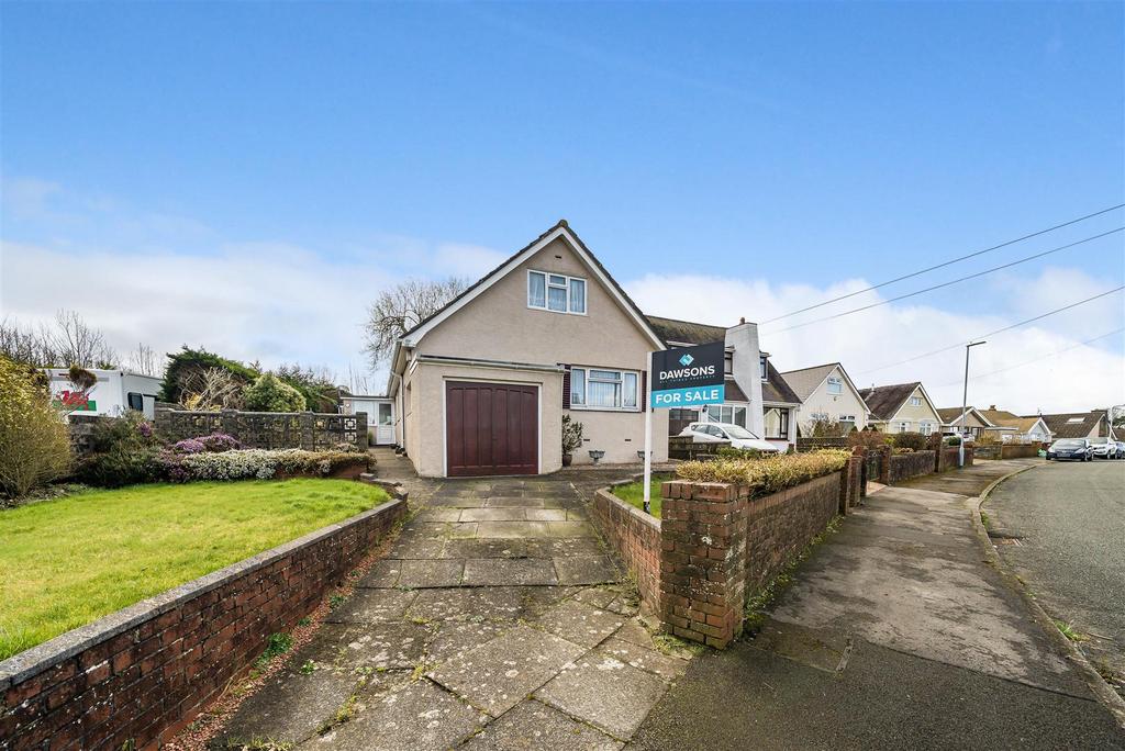 Heol Cae Copyn, Loughor, Swansea 5 bed detached bungalow for sale £