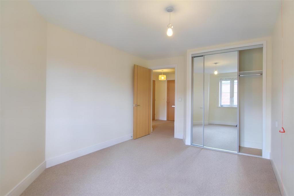 Bedroom .JPG