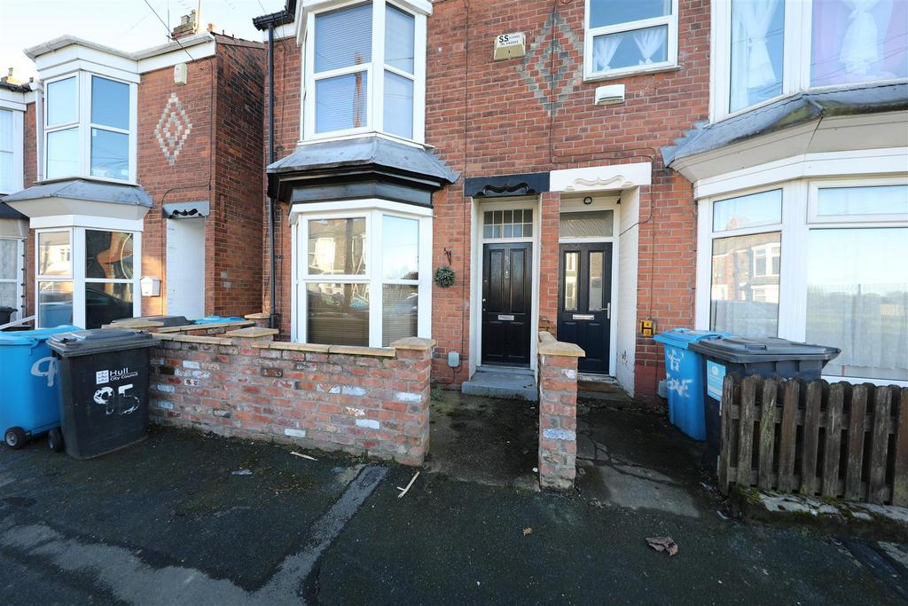 Edgecumbe Street, Hull 2 bed end of terrace house for sale £120,000
