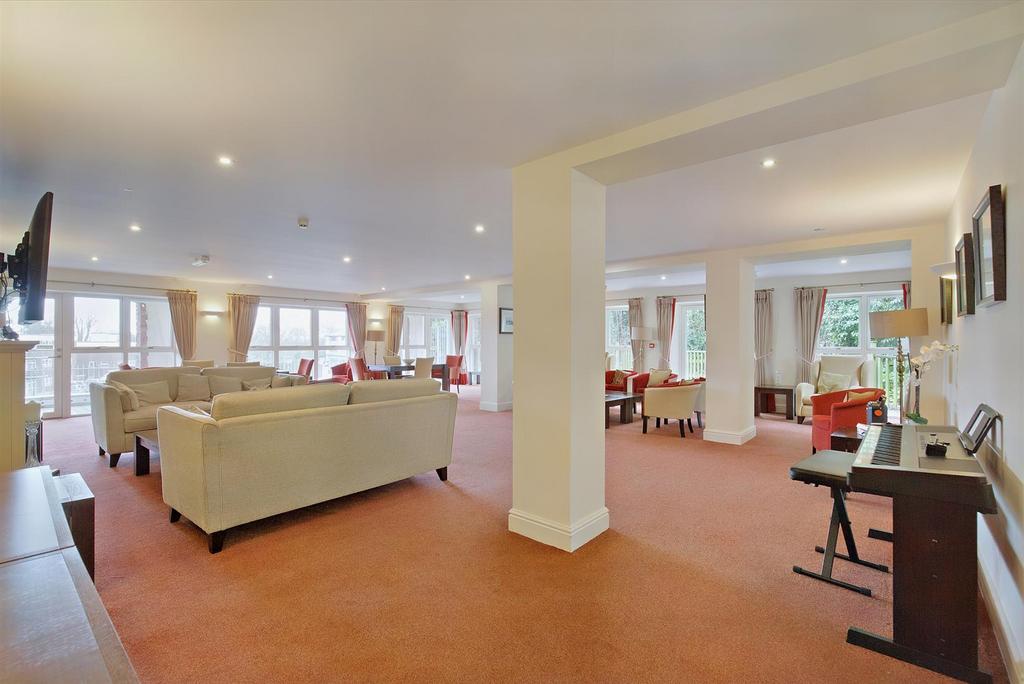 Homeowners Lounge