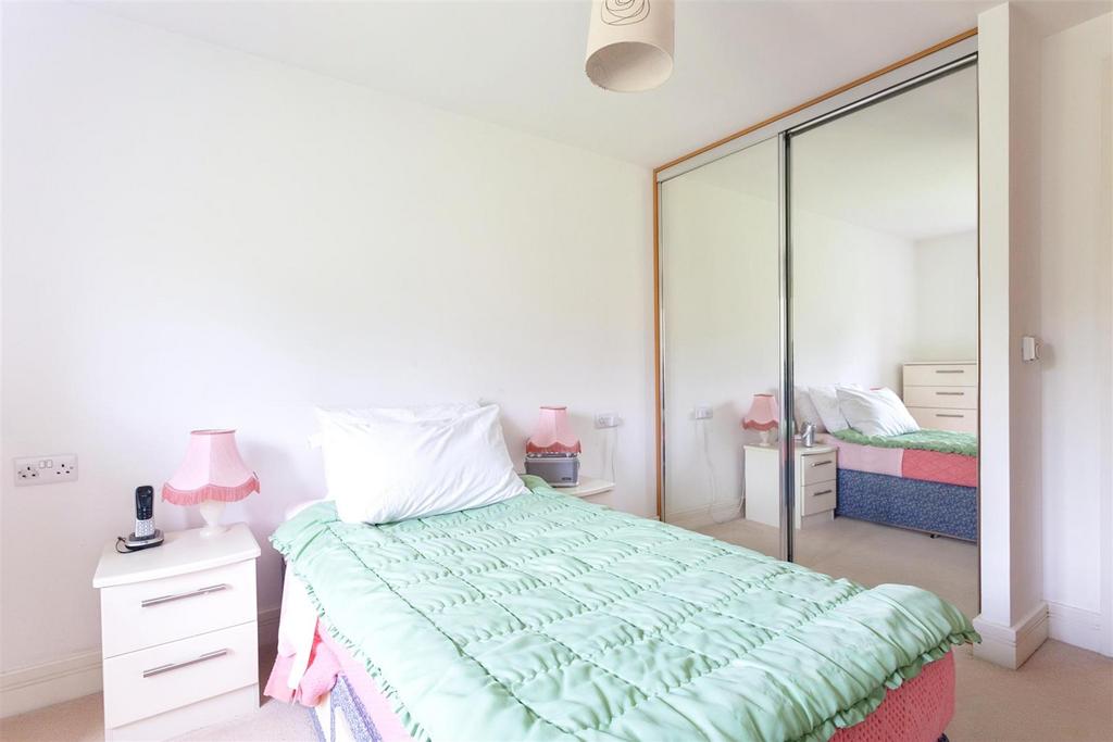 Master bedroom .jpg