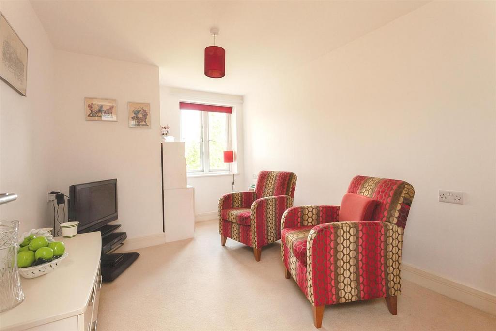 Second bedroom.jpg