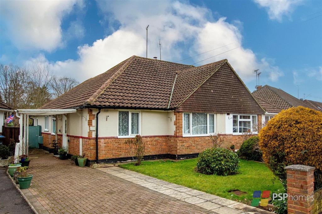 Ravenswood Road, Burgess Hill 2 bed bungalow for sale £459,950