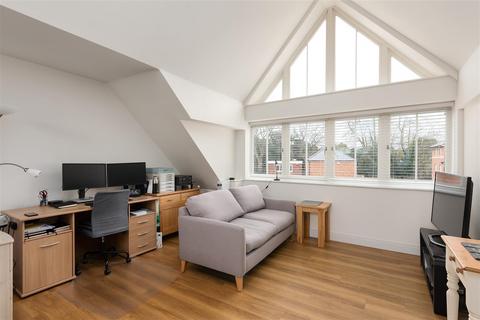 2 bedroom penthouse for sale - Military Road, Canterbury